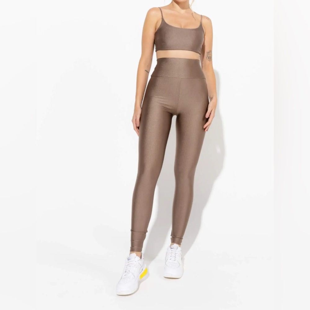 NWOT Set- Top and Bottom - Size Medium